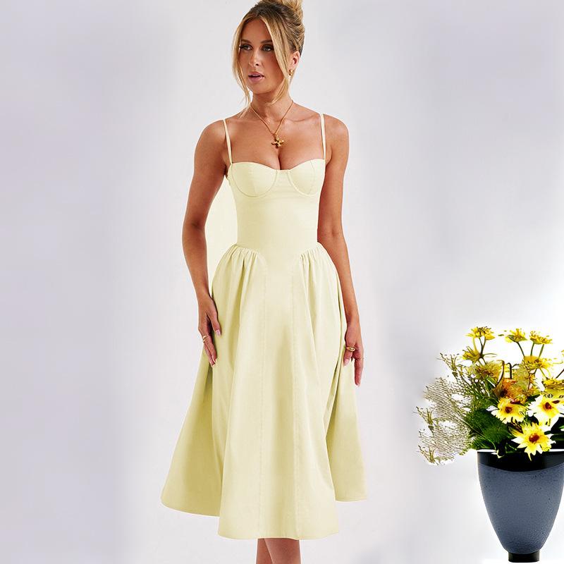 Женское платье длиной до колена с открытой спиной и принтом на тонких бретельках с v-образным вырезом и высокой талией