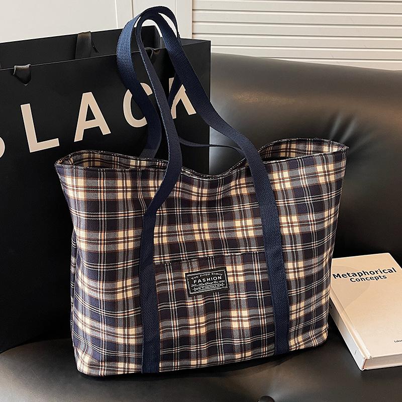 Большая вместительная сумка в клетку для женщин, новая сумка на одно плечо для поездок на работу и обратно для женщин, студенческая сумка для занятий в колледже