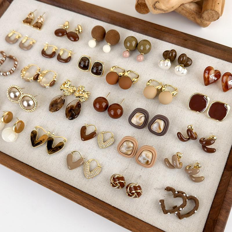 Простые новые коричневые геометрические серьги в стиле ретро с темпераментом, французские серьги, украшения для девочек