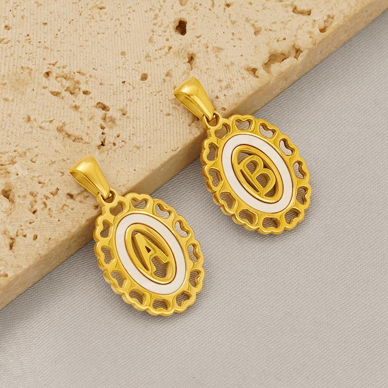 New Fashion Versatile Stainless Steel Letter Necklace 18k Gold Hollow Hip Hop Street Titanium Steel Pendant