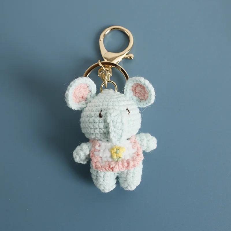 Cartoon Animal Series Crochet Keychain Cute Cow keyrings Handmaking Knitted Mini Animal Doll Keychain Custom Accessory