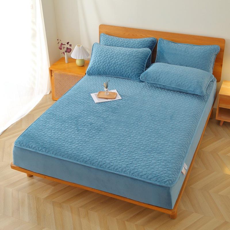 Spring Bedspread Milk Flannel Sheet 4-piece Thickened Bedding Mattress Cover Mattresses