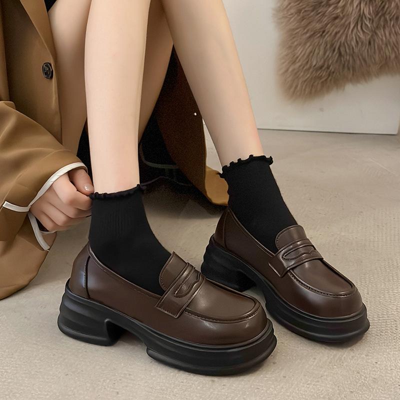 Кожаные туфли на платформе, женские маленькие кожаные туфли в студенческом стиле, универсальные туфли-лоферы в британском стиле, туфли Мэри Джейн