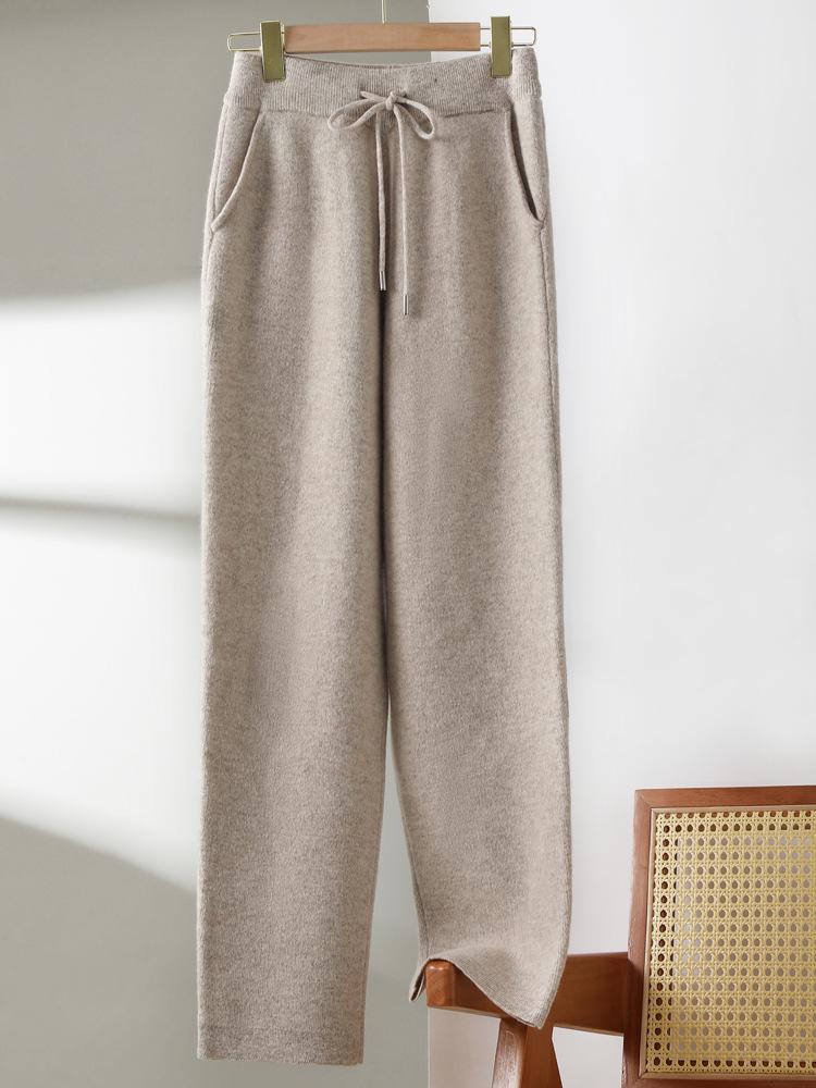 Women's Thick Wool Knit Straight-Leg Pants with Pockets