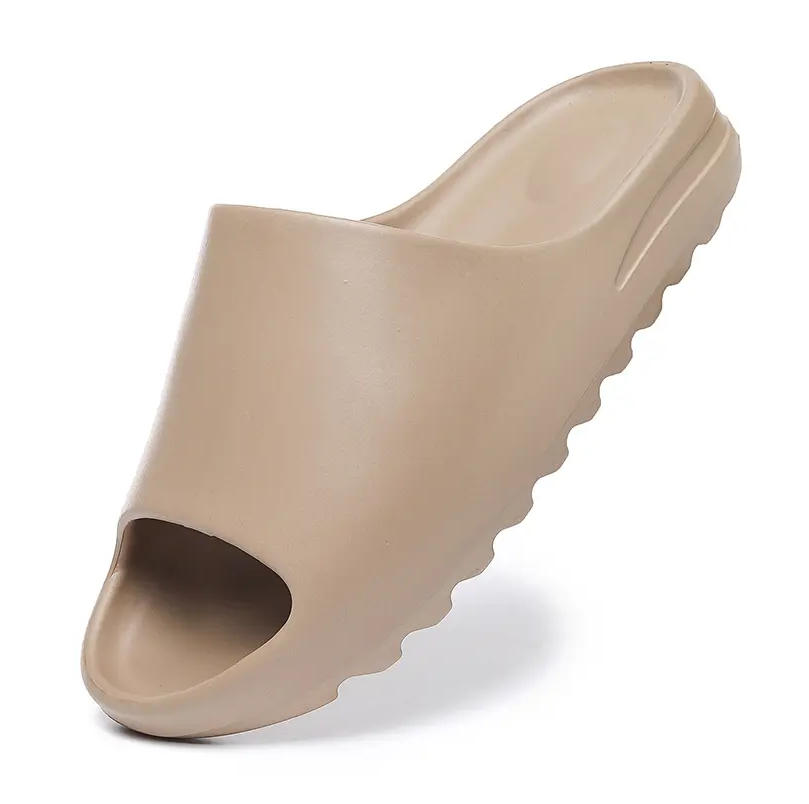 Летние тапочки Мужские с мягкой подошвой Домашние комнатные сандалии на платформе Модные пляжные туфли из губки Пара Нескользящие тапочки для ванной