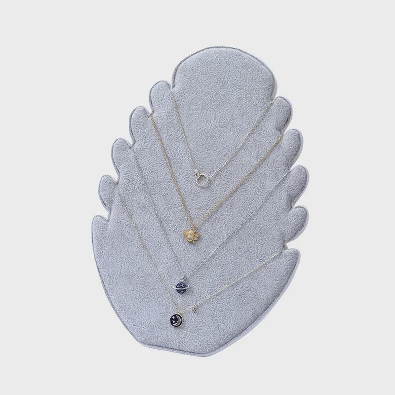 Фланелевая подставка для ювелирных изделий: Подставка для подвесок и серег «Пламя» для настольной фотографии.