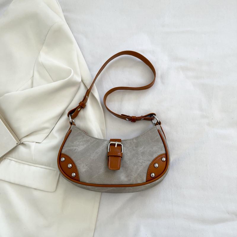 Trendy Street Style Women's Pu Shoulder Bag Unique Vintage Casual Baguette Bag For Everyday Use