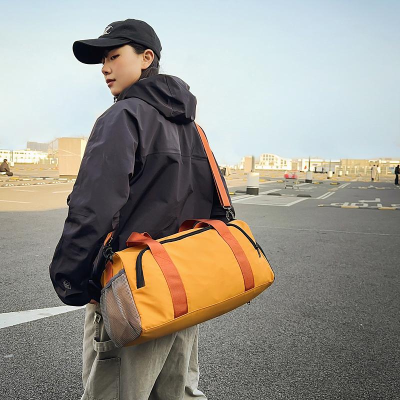 Travel Bag Large Capacity Fitness Travel Bag Sports Luggage Bag Separation Shoes Bags Dry Wet Separation Student Storage Bag