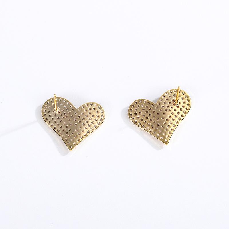 Micro Inlaid Sweet Heart Earrings Are Fashionable, Elegant, Hypoallergenic, Niche Design, Trendy Earrings