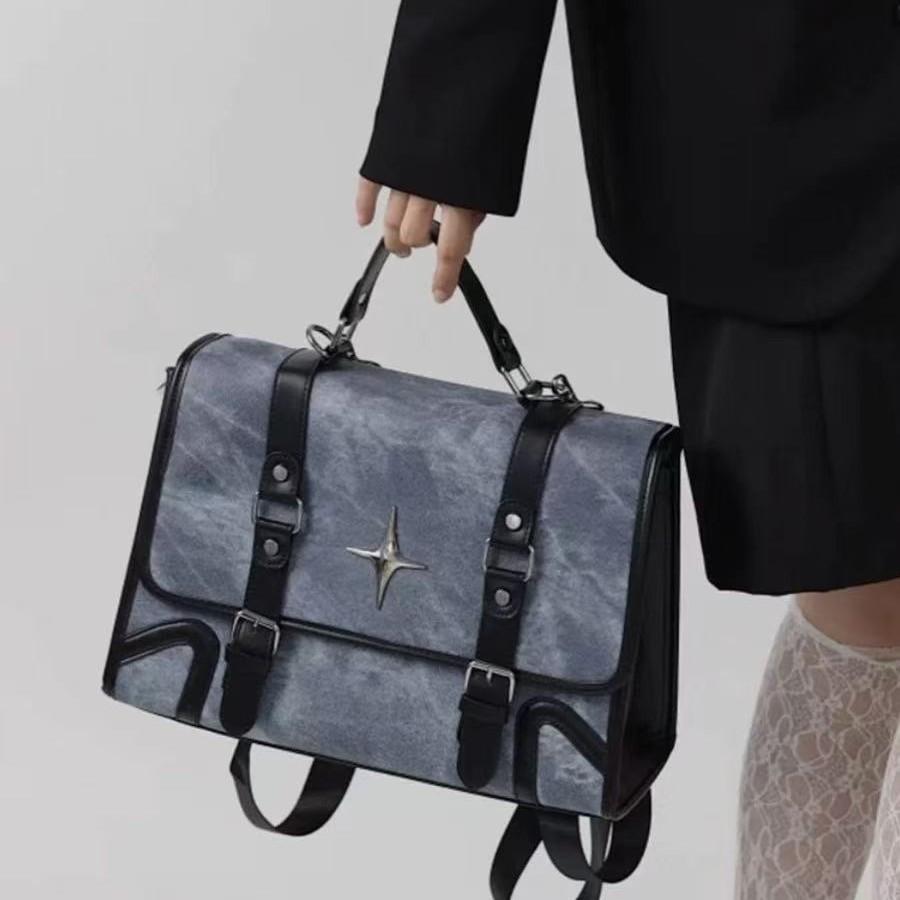 This Year, Popular Small Bags Are Women's Autumn and Winter Versatile 2025 New Retro Shoulder Messenger Bags, Portable Mail Carrier Small Square Bags.
