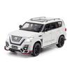 1/24 Nissan Patrol Металлический Литой Внедорожник Модель Автомобиля для Игрушек для Мальчиков Сплавная Модель со Спортивным Комплектом 6 Открывающихся Дверей A303