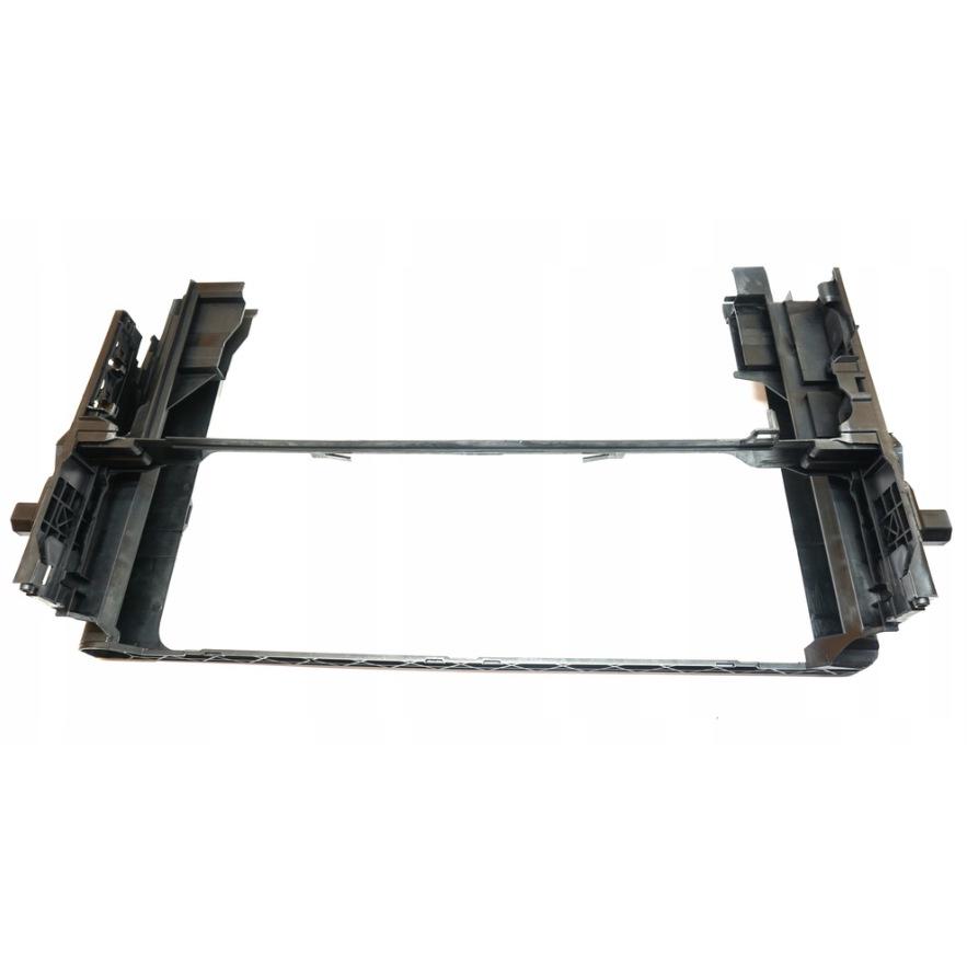 BMW 7 серии F01/F02 Центральная опора радиатора (Часть №. 17117804617)