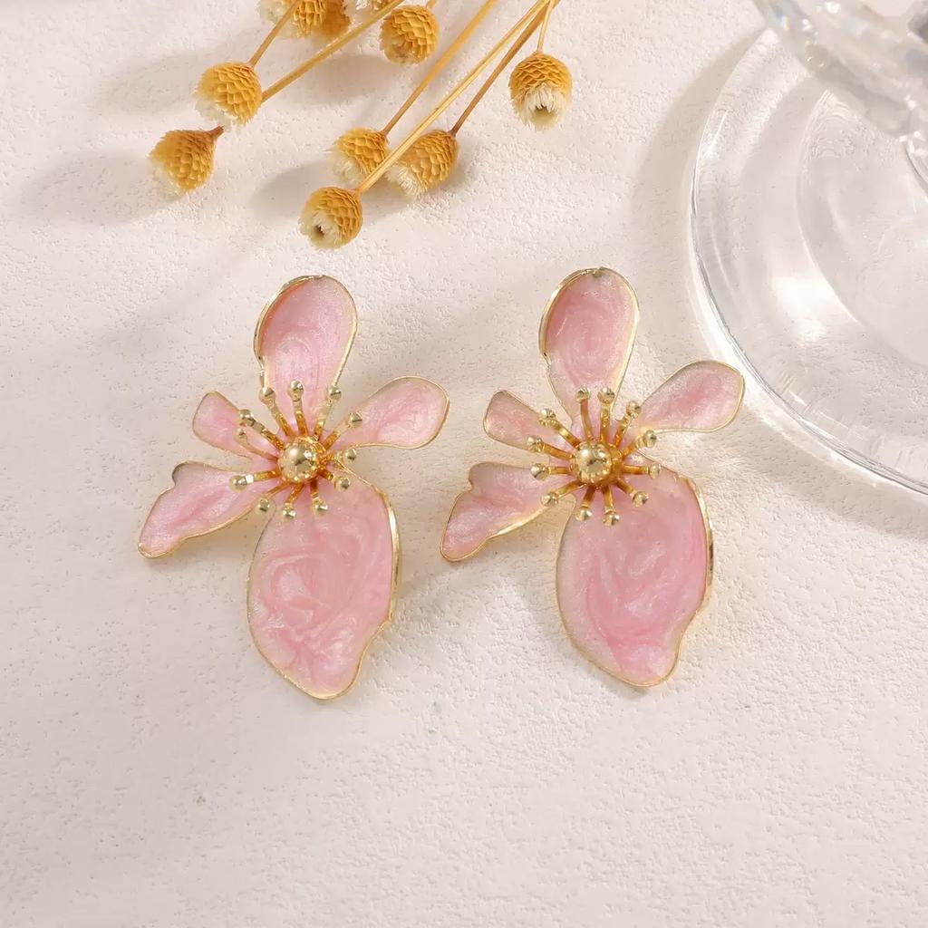 Temperament Creative Color Dopamine Metal Irregular Design Sense Large Flower Earrings Women'S Holiday Wind Earrings