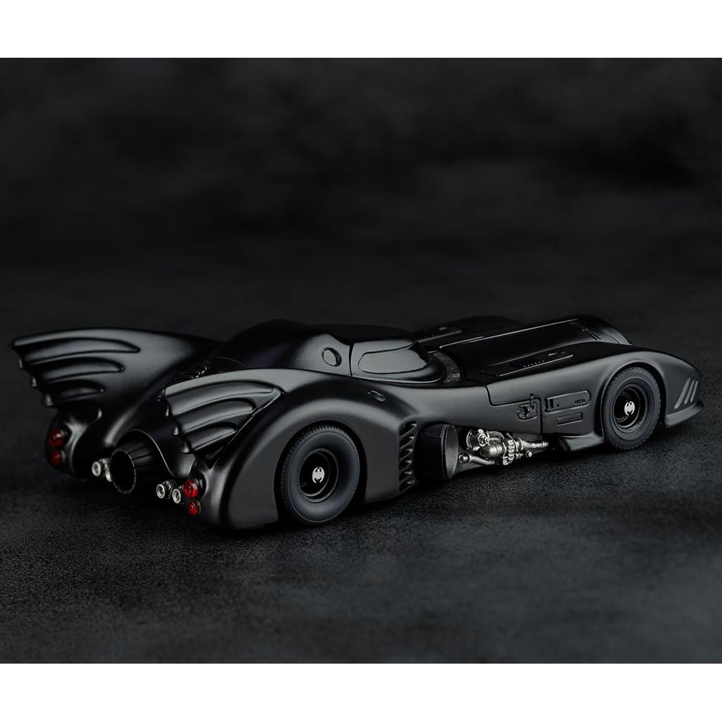 Фигура сложная Фильм Revo Batmobile 1989 Batmobile (1989) Общая длина ок.. 170 мм ABS&PVC окрашенная подвижная фигурка Revoltech