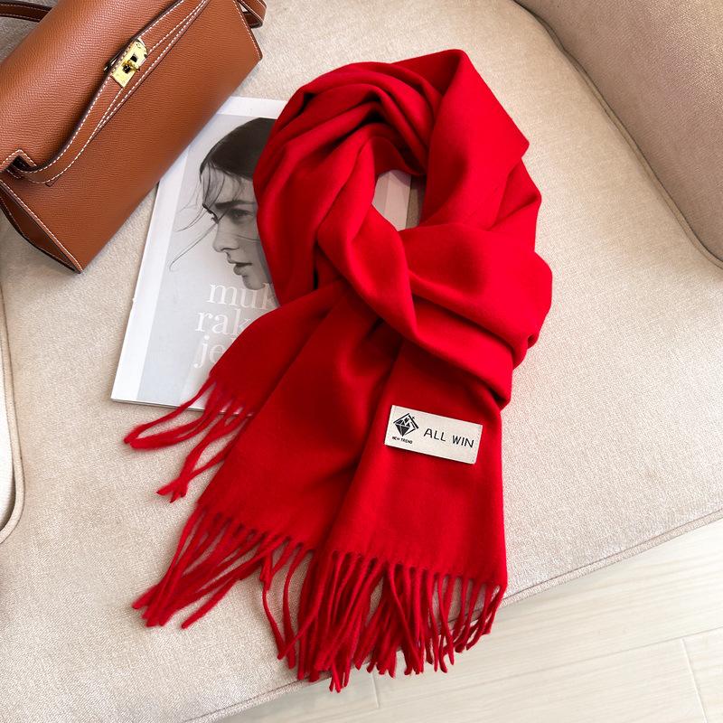 Стильный однотонный шерстяной шарф, 100% шерсть, теплый, удобный, универсальный, с длинными кисточками.