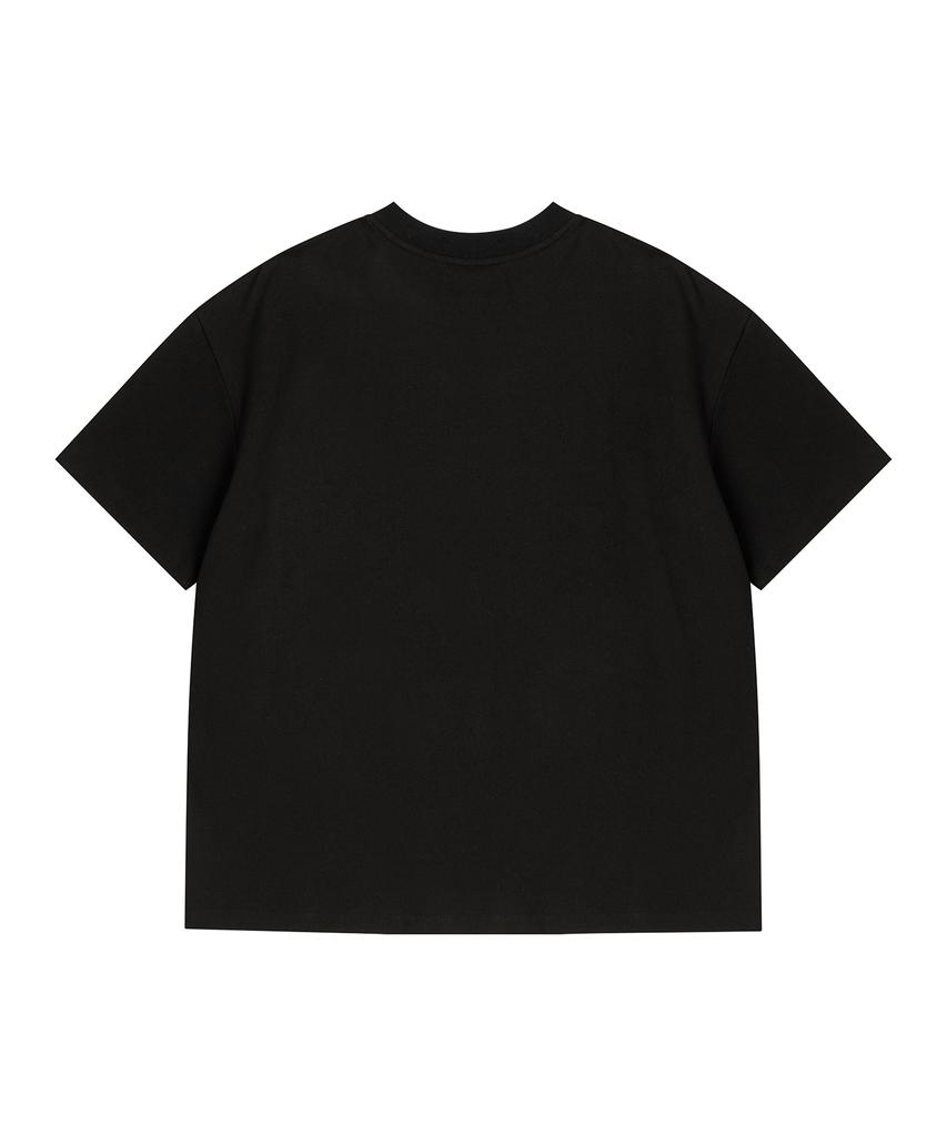 BEYOND CLOSET Nomantic Базовая черная футболка с коротким рукавом и маленьким логотипом