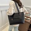 Stylish Vintage Large Capacity Tote Bag For Women In Chic Colors For Daily Use