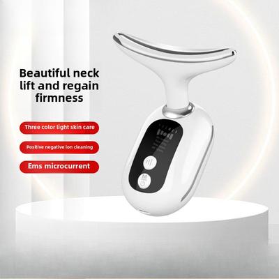 Инструмент для омоложения кожи и красоты шеи с цветным светом. Бытовой микроток для подтяжки и коррекции формы кожи. Вводный инструмент для массажа.