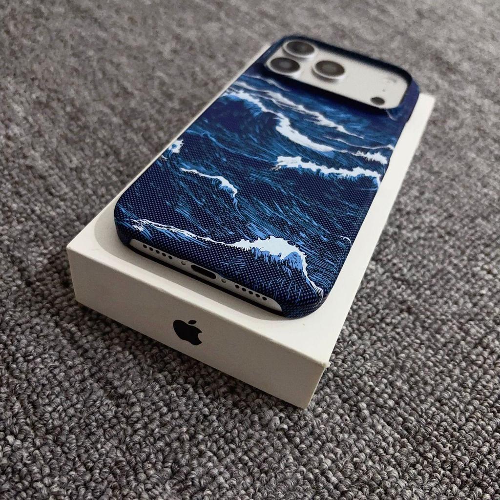 Совместимый чехол для iPhone 17 Pro с магнитным креплением, узором из кевлара, из углеродного волокна, матовый