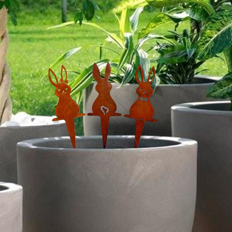 Easter three piece bunny yard garden insert decoration Rustic iron Rabbit Garden Stake Outdoor Yard Art for Farmhouse Decor