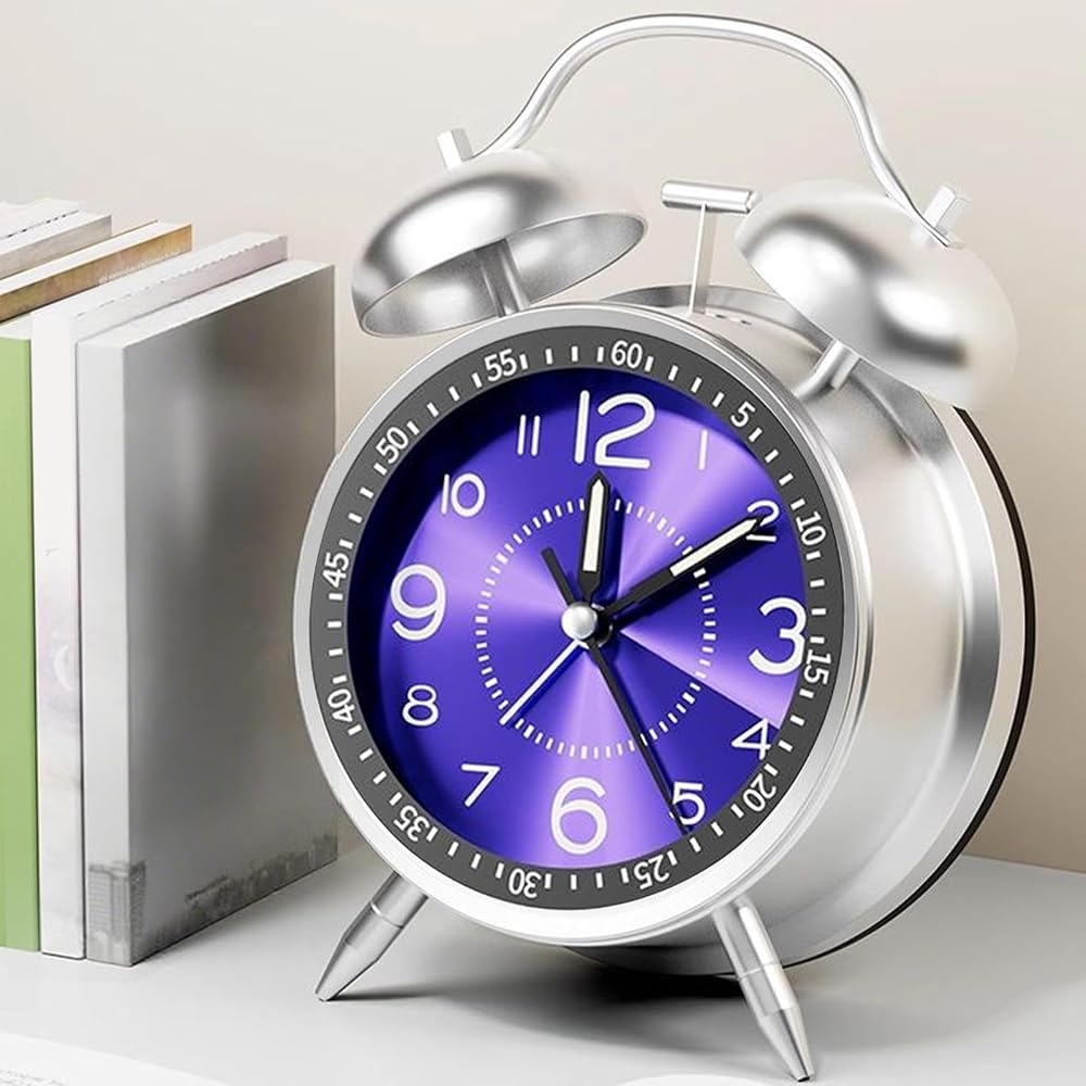 Classic Desk Analog Alarm Clock Rechargeable Compact Design Easy-to-Read Display