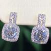 Серьги-гвоздики Huitan Cubic Zirconia для женщин, высококачественные позолоченные аксессуары для прокалывания ушей, модные универсальные ювелирные изделия
