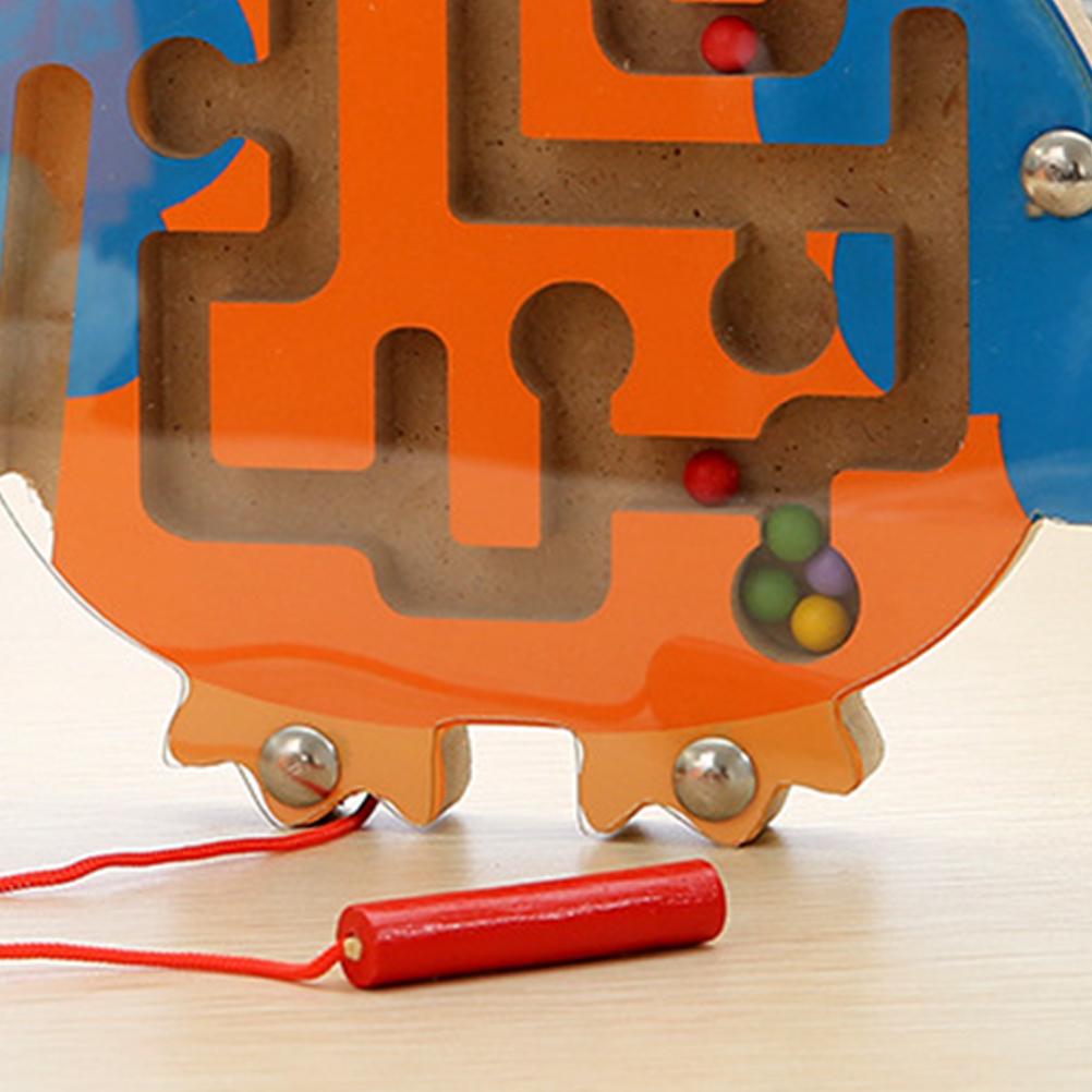 1pc Magnetic Wooden Bead Maze Puzzle Wooden Toys Cartoon Owl Shape for Kids (Random Color)