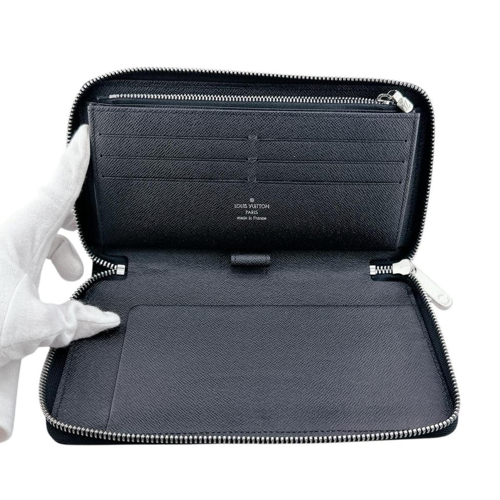 LOUIS VUITTON Epi Zippy Organizer Long Wallet purse Epi Leather Noir mens M63852 Used