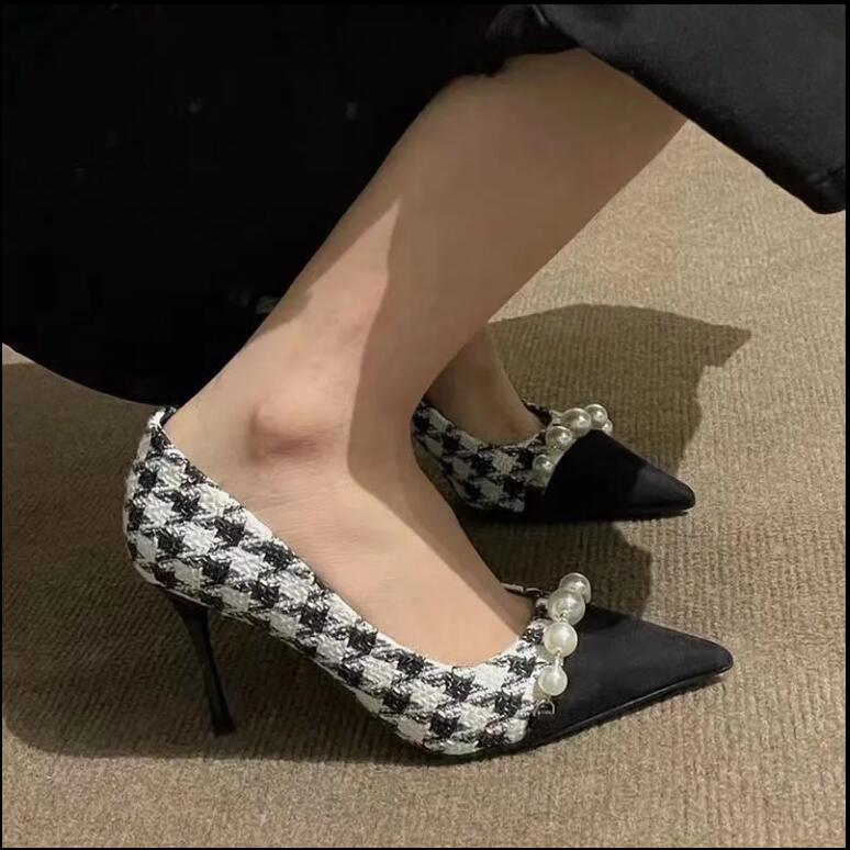 Fashion New Women Black High Heels Shoes Houndstooth Pumps Black Toe Costume Tweed Boat Shoes Pearls Designer Shoes Dress Work Shoes