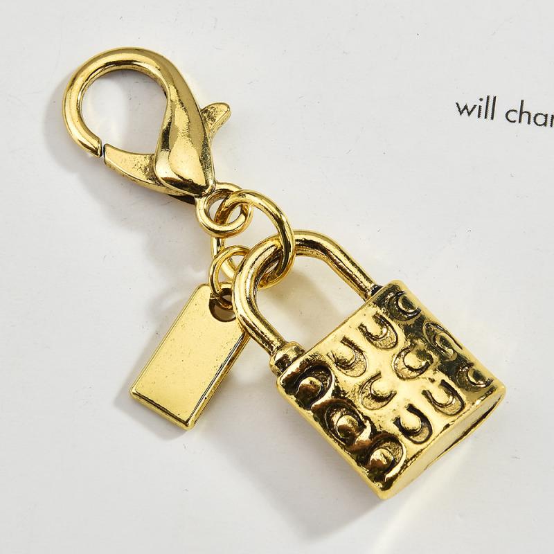 Изысканный брелок для ключей в форме сердца с буквой для женщин, подвеска для сумки, брелок для ключей от машины, креативный шарм для рюкзака, декоративные аксессуары, подарки