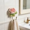 Уникальное смоляное сердце-крючок с разноцветными розами для добавления очарования любой комнате