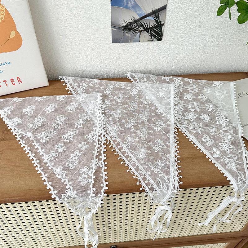 Retro Lace Bandana Headband White Woven Floral Print Hair Scarf Bohemia Triangle Headscarf Hat Sweet Women Hair Accessories