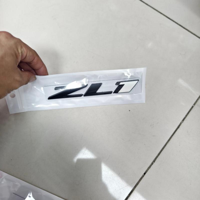 2pcs car styling 3d Metal Logo ZL1 Emblem Car Front Grille Badge Sticker For Chevrolet Camaro  Z71 Accessories