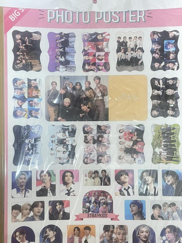 Stray Kids Goods 12 Posters 1 Sticker Set Kids + (Stray 1)PO