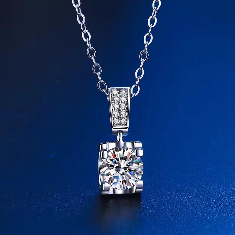 Серебряная S925 Колье-цепочка на ключицу с подвеской в виде головы быка, инкрустированной бриллиантом