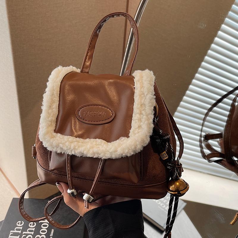 Niche Design Женский рюкзак Осень и зима Новый ретро модный маленький рюкзак Повседневный дорожный рюкзак для поездок на работу