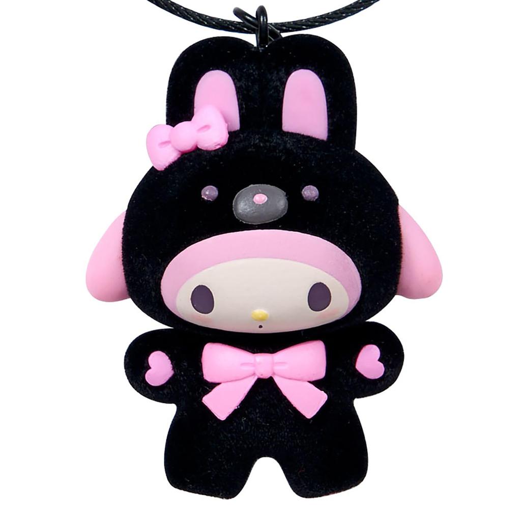 Брелок Sanrio Моя Мелоди С ворсистым покрытием 387550 (Черные животные)