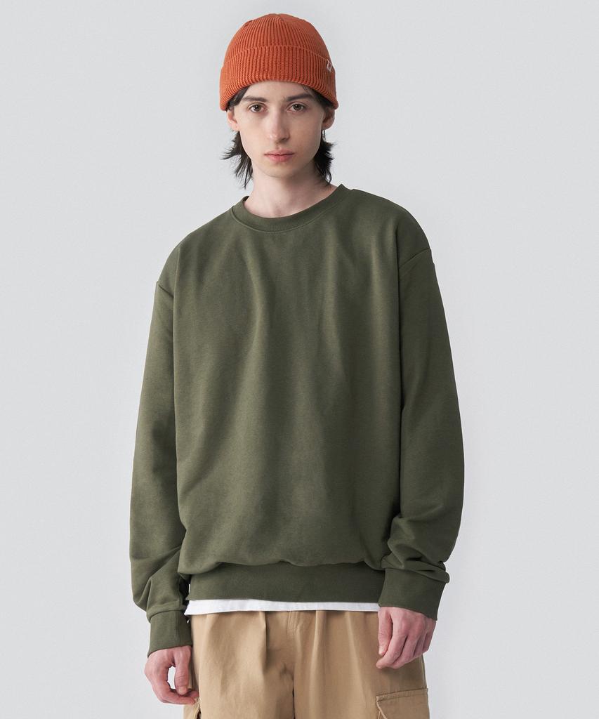 UNTAPPED STUDIO Standard Fit Sweatshirt