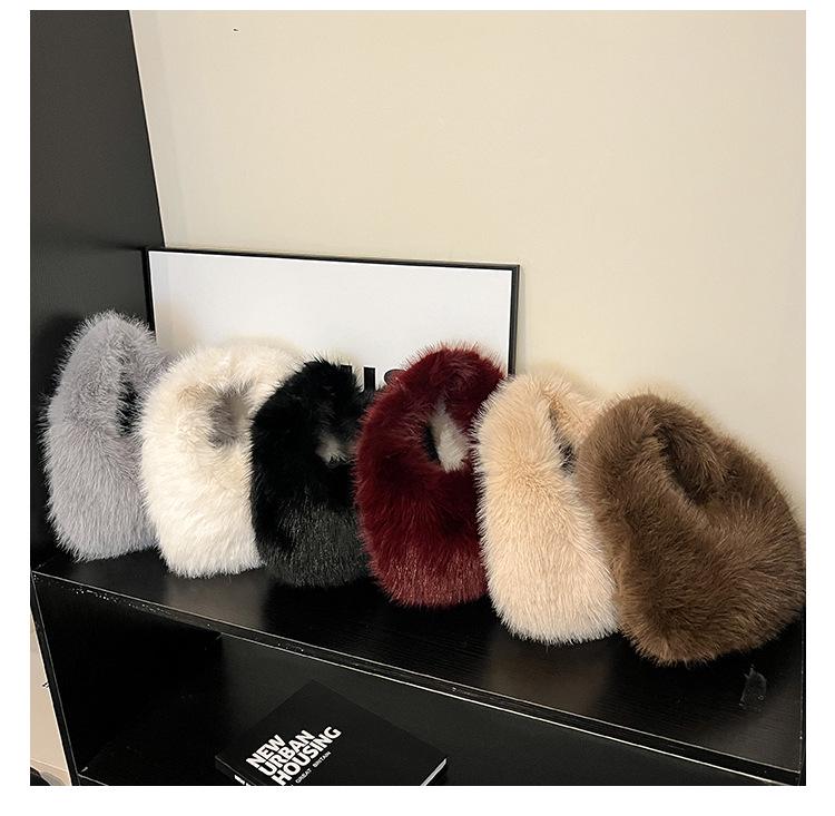 Korean Style Winter Plush High-End Women's Mini Clutch Handbag