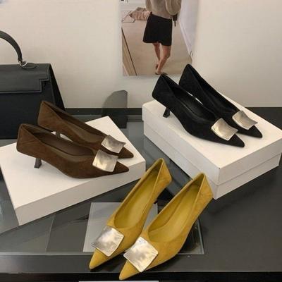 2025 Новые туфли-лодочки с острым носком и неглубоким вырезом на шпильке, модные, с темпераментом, французская мягкая подошва, универсальные туфли для женщин