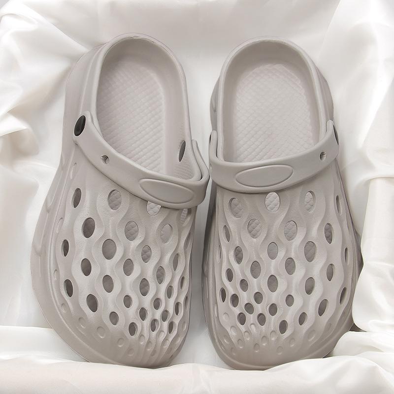 Summer Croc Shoes Men's and Women's Sports Outdoor Wear Fashion Non-Slip Couples Sandals and Slippers