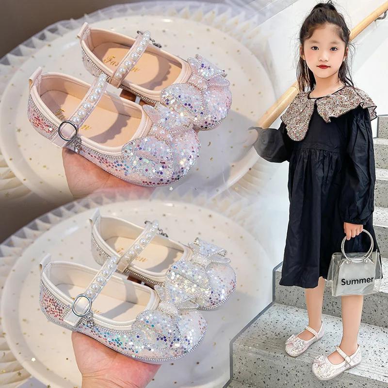2024 Детские кожаные туфли для девочек, осенние новые модные и удобные туфли-бабочки для принцессы на вечеринку, элегантные, с бисером, легкие туфли
