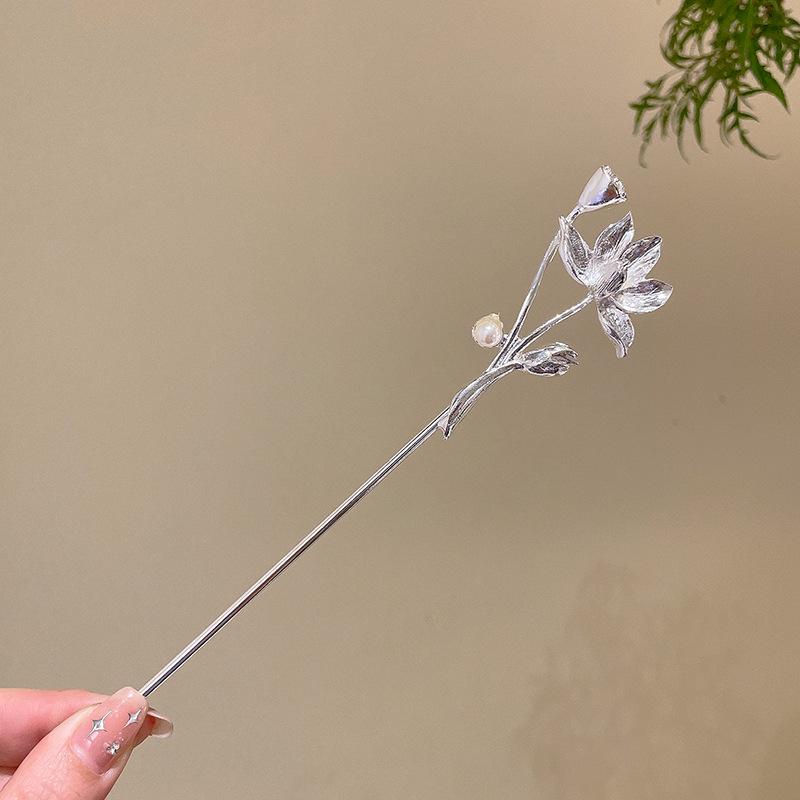 High-End Retro Chinese Tassel Hairpin for Women - Versatile Alloy Hair Clip for Elegant Updos