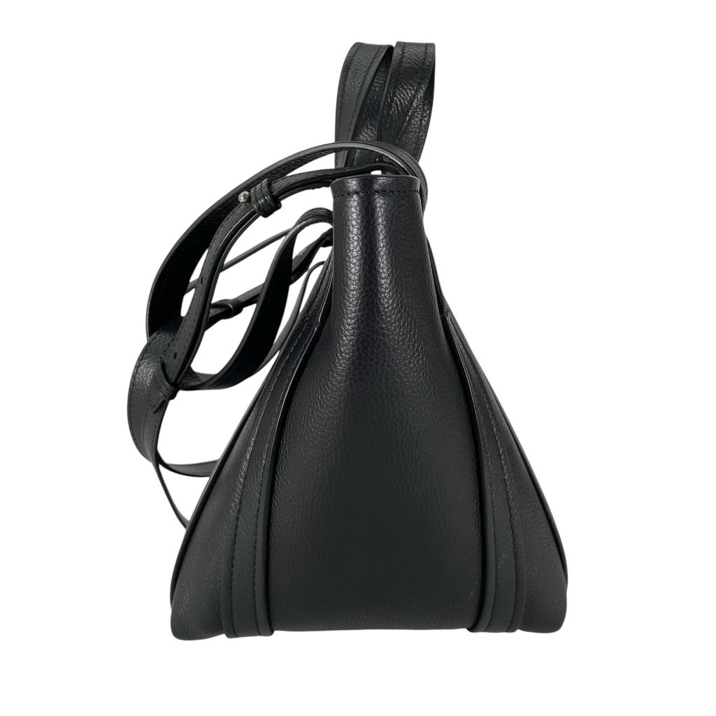 Balenciaga / Черный / Сумка на плечо / Повседневная 2 / Номер модели 672793