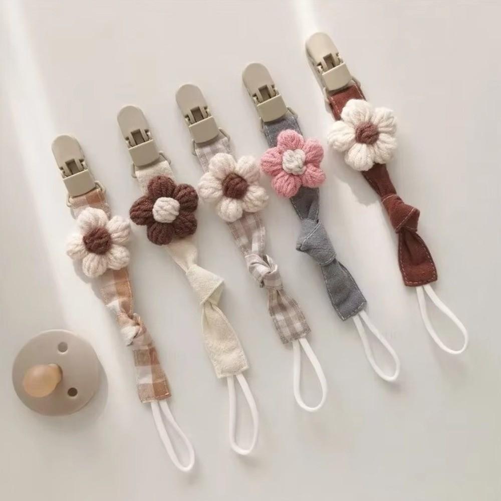 Plastic Flower Dummy Nipple Holder Plaid Embroidery Pacifier Clips Retro Baby Pacifier Chain Girls