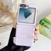 Браслет-чехол с бусинами под крокодила для Samsung Galaxy Z Flip 5/6/7 FE