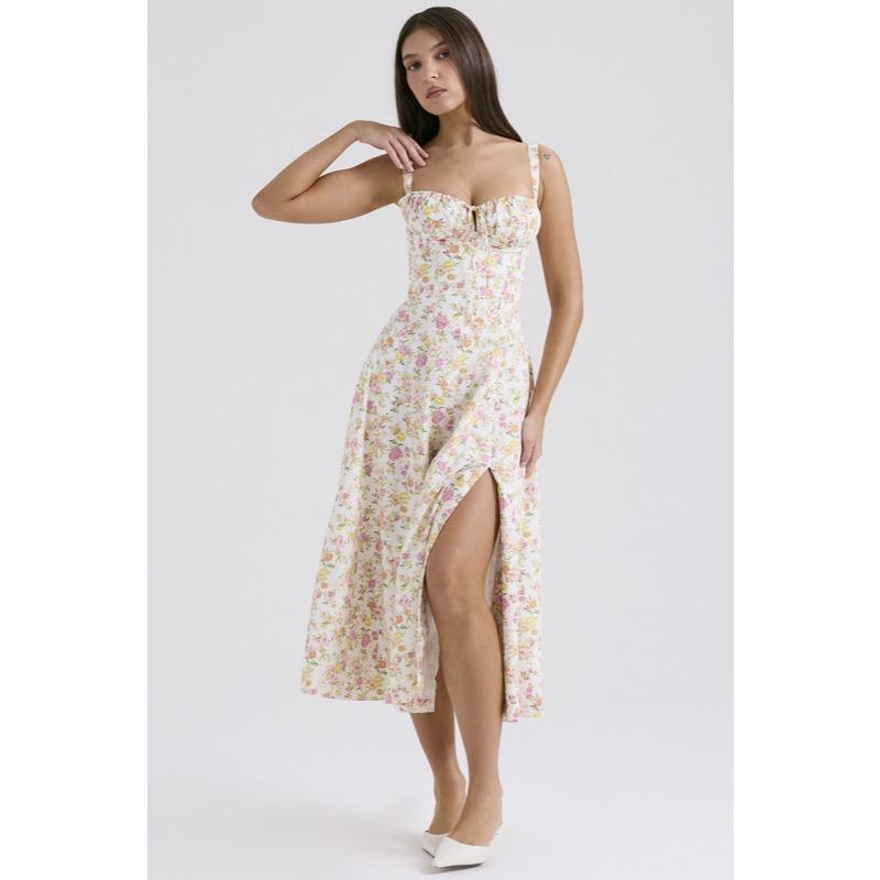 Летнее облегающее платье-комбинезон