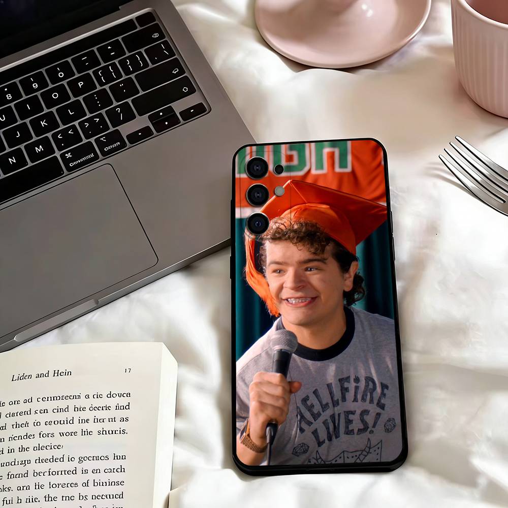 Actor Dustin H-Henderson Phone Case Black Silicone Soft For Samsung S25,S24,S21,S22,S23,S30,Ultra,S20,Plus,Fe,Lite