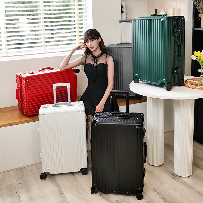 24-Inch Trendy Aluminum Frame Suitcase with Universal Wheels & Password Lock for Students