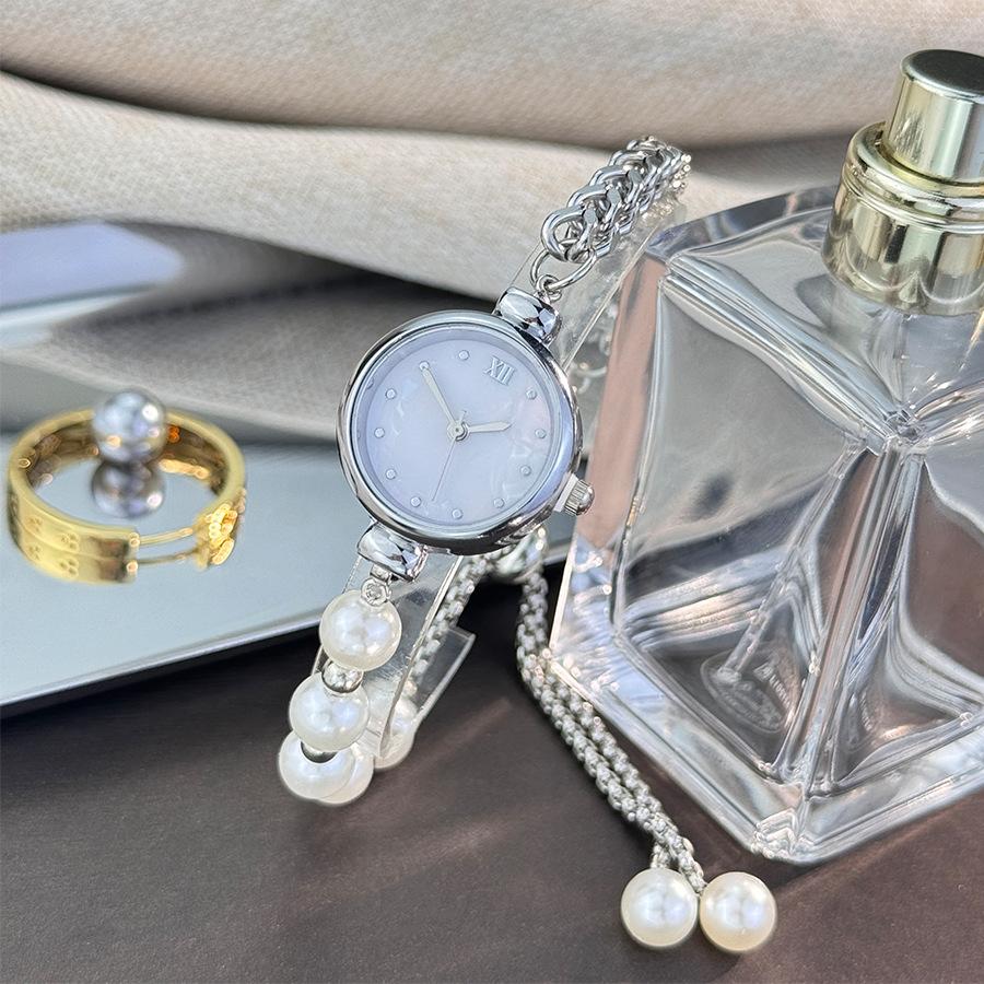 New Women's Luxury Pearl Bracelet Watch with Shell Dial, Trendy Design, Elegant Daily Wear Quartz Watch